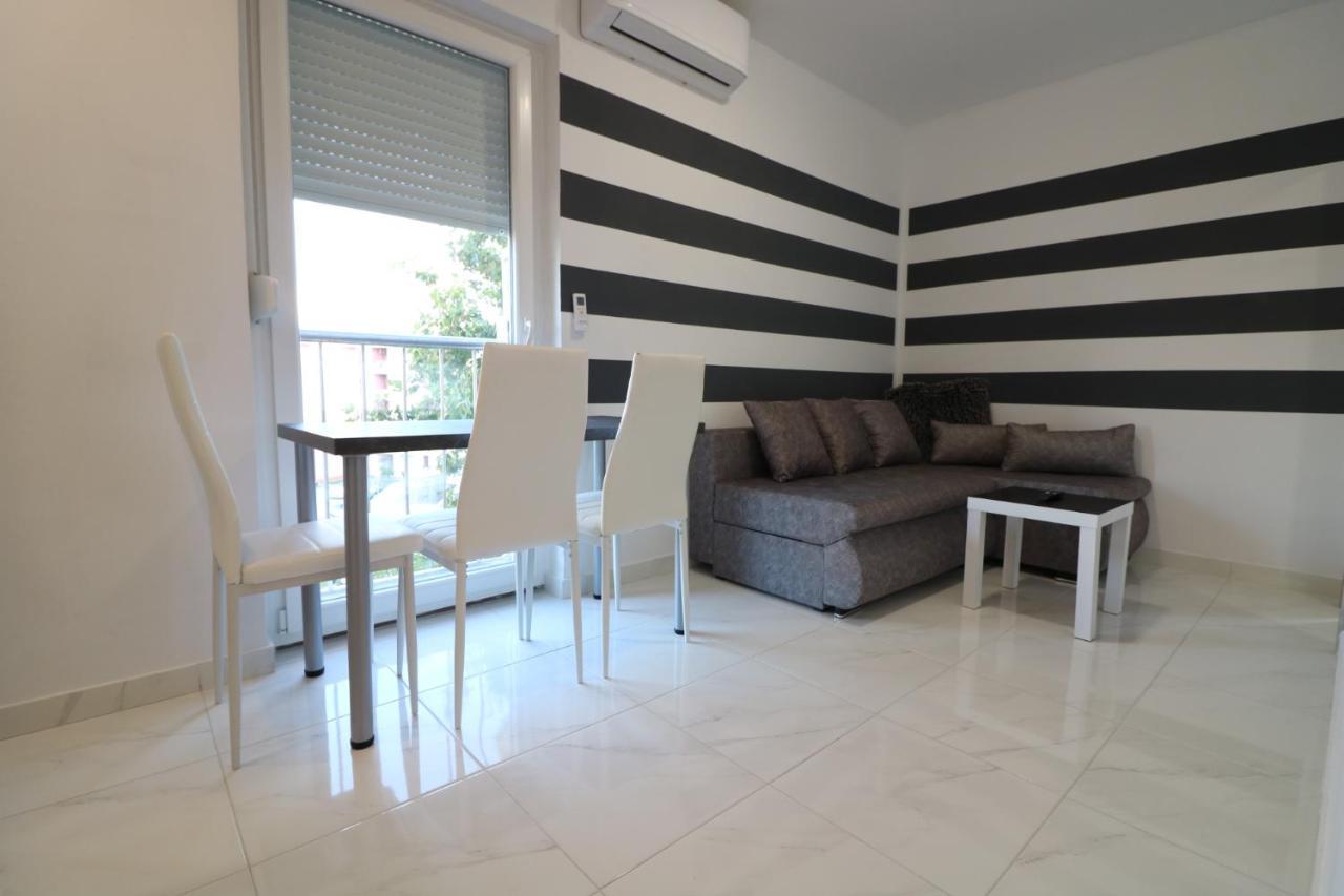Ferienwohnung Sneky Pula Exterior foto